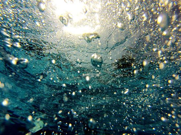 氣泡 氣泡